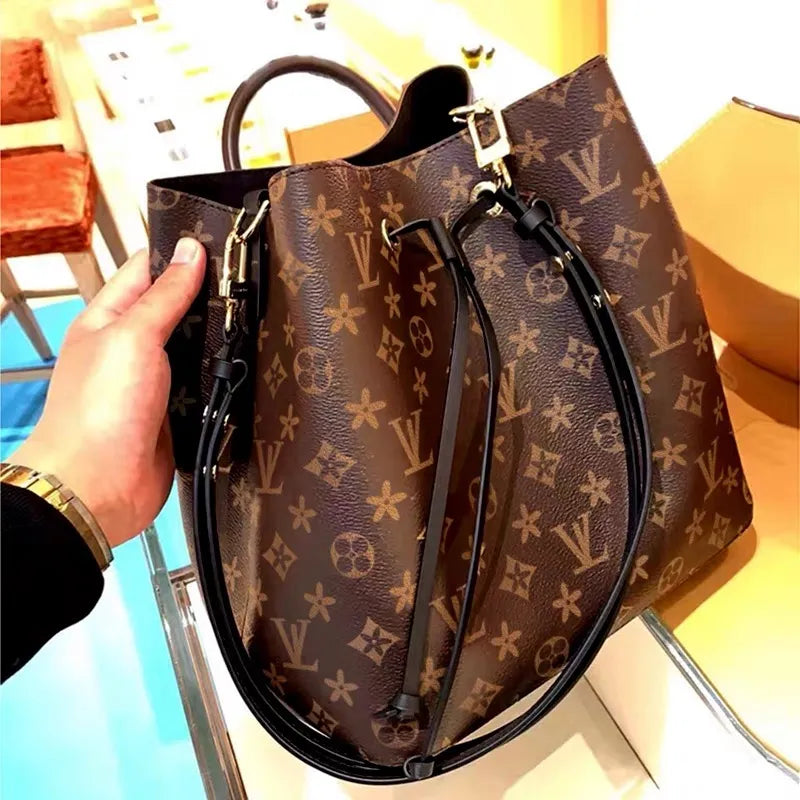 Designer Bag Tote Bag Luxurys Bags Women Handbags Classic Ladies Designer Messenger Composite Bag Lady Clutch Bag Shoulder Tote Female Purse Wallet MM Size